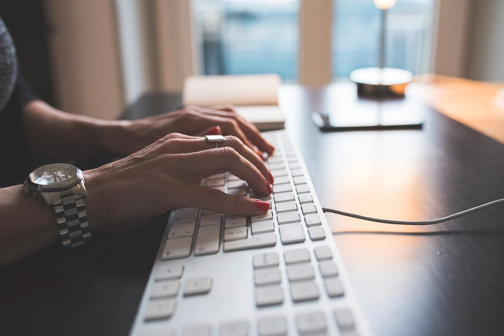 Email to New York State senator James Skoufis requesting opportunity to share information about nursing home resident deaths during COVID emergency periods